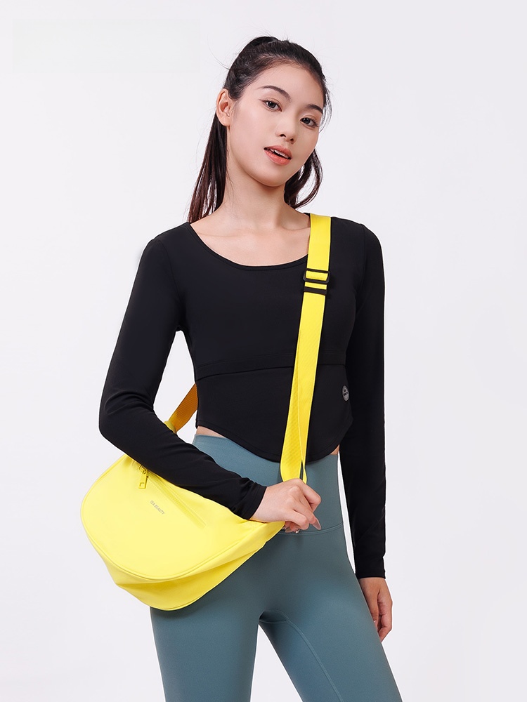 Black Long Sleeve Yoga T-Shirt - مراجعة Yoga Fitness Com وسعره