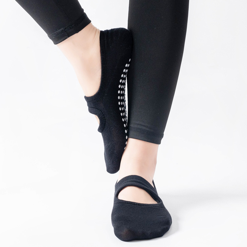High Quality Women Yoga Socks  - مراجعة Yoga Dance & Fitness Center Llc وسعره