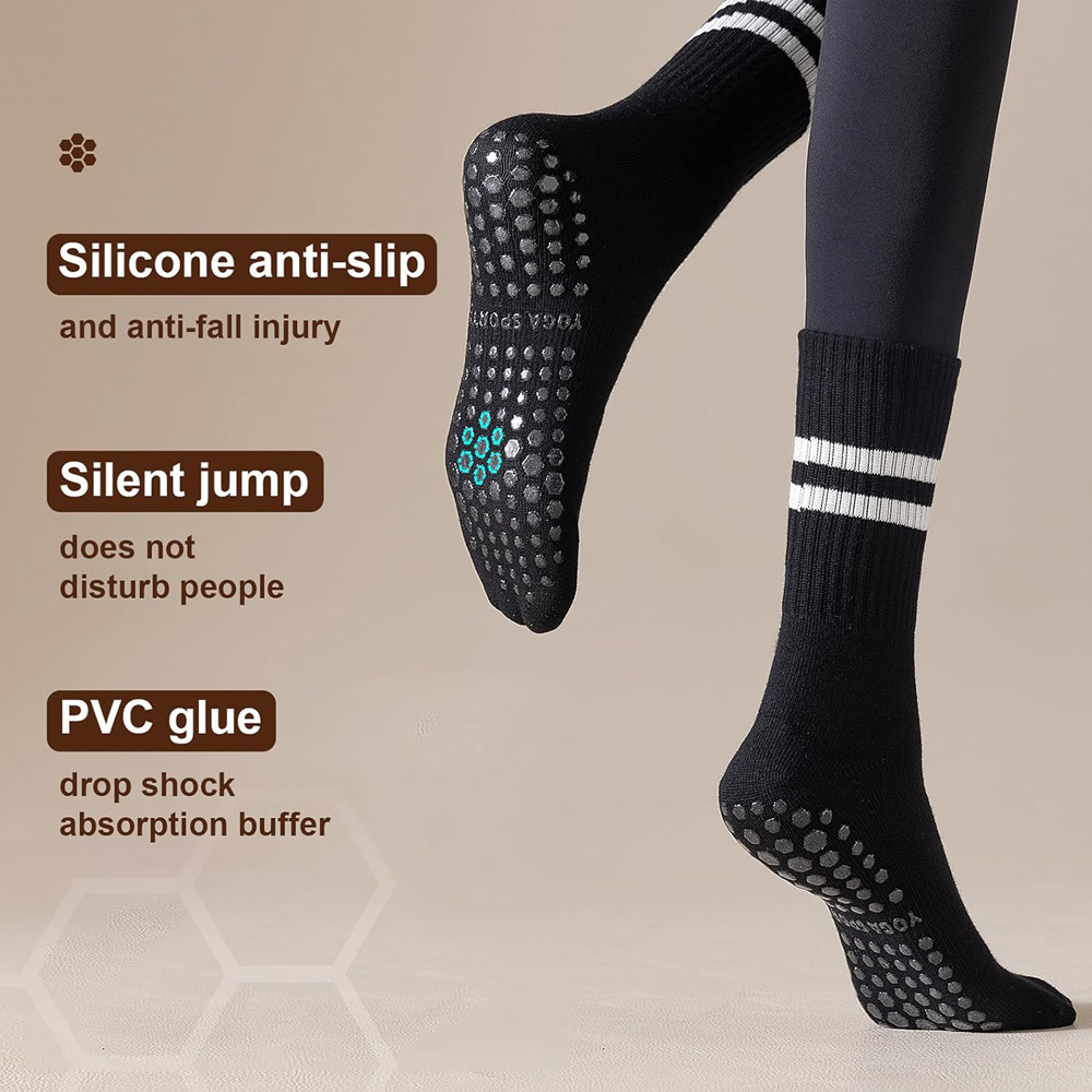 Yoga Pilates Socks with Grips  - مراجعة Yoga Dance & Fitness Center Llc وسعره